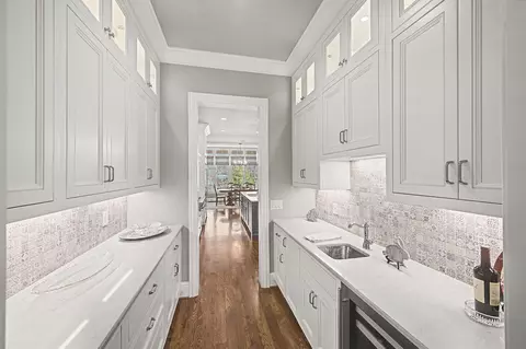Kitchen - 1204 Echo Ln, Franklin, TN 37069 photo 1 of 8