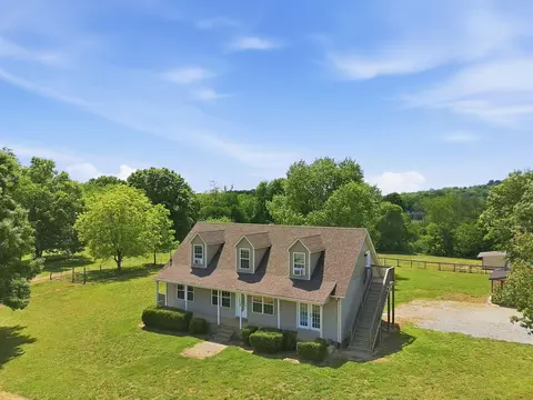 1167 John Sharp Rd, Columbia, TN 38401
