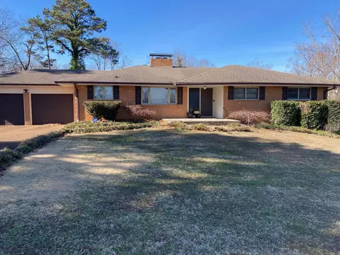 1107 Panorama Dr, Chattanooga, TN 37421