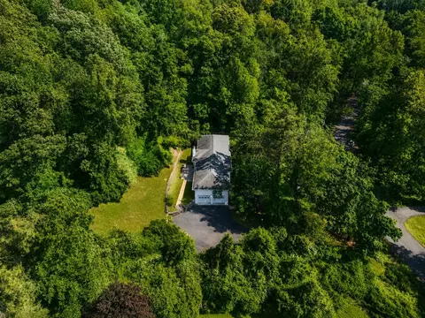 208 Baskin Dr, Nashville, TN 37205