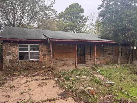 3251 Sinclair St, Memphis, TN 38127