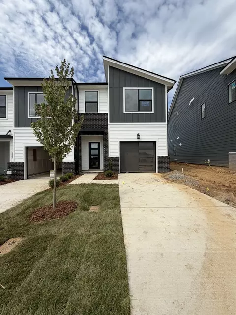921 Tellico St, Gallatin, TN 37066
