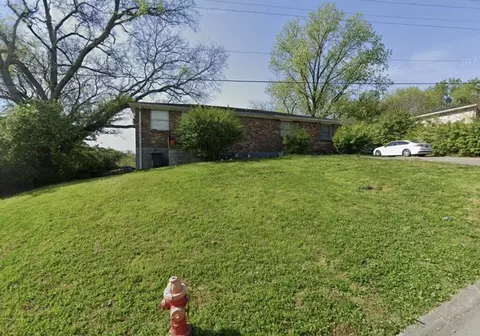 1 Peachtree St, Nashville, TN 37210