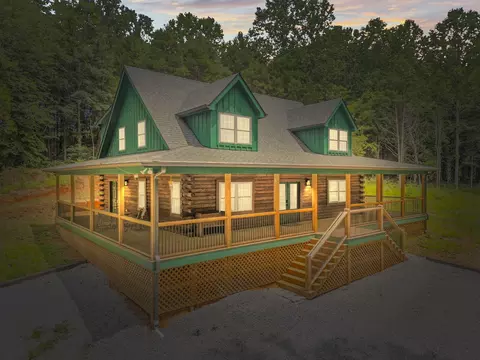 1068 Carl Perry Rd, Ashland City, TN 37015