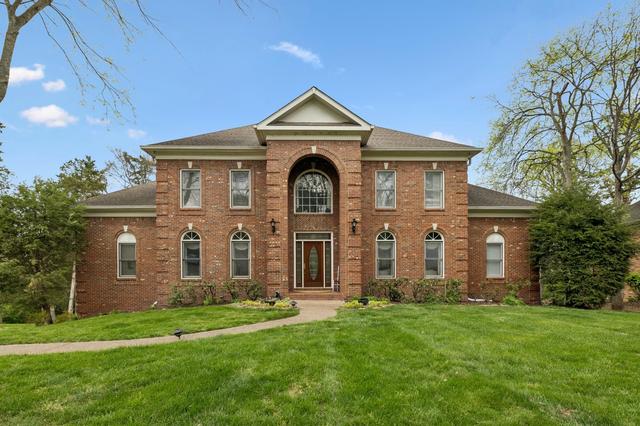 1022 Stonebridge Park Dr, Franklin, TN 37069