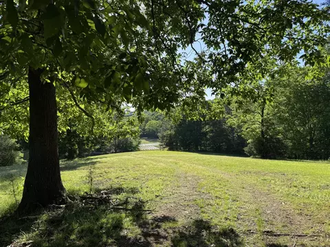 0 Poplar Grove Rd, Mcewen, TN 37101