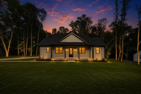 39 Bluebird Trl, Estill Springs, TN 37330