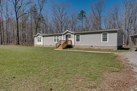 2201 Blaine Smith Rd, Graysville, TN 37338