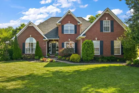 2260 Westwood Dr, Murfreesboro, TN 37130