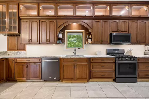 Kitchen - 1500 Jackson Point Rd, Sewanee, TN 37375 photo 1 of 6