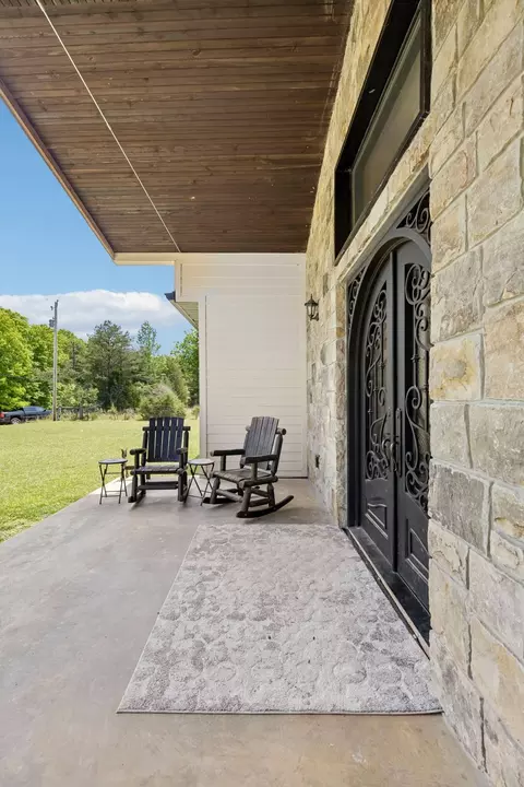 Exterior - 1500 Jackson Point Rd, Sewanee, TN 37375 photo 8 of 12