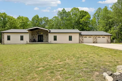 Exterior - 1500 Jackson Point Rd, Sewanee, TN 37375 photo 2 of 12