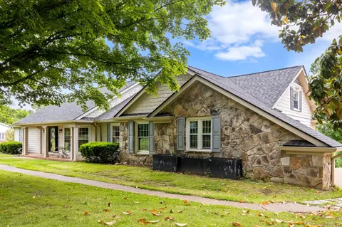 908 Harris Ln, Chattanooga, TN 37412