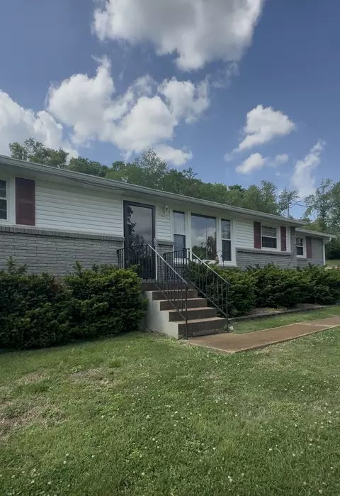 204 Swift Dr, Goodlettsville, TN 37072