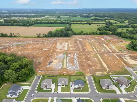 192 Fuji Apple Ln, Murfreesboro, TN 37128