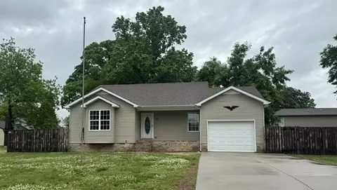 303 S Jefferson St, Tullahoma, TN 37388