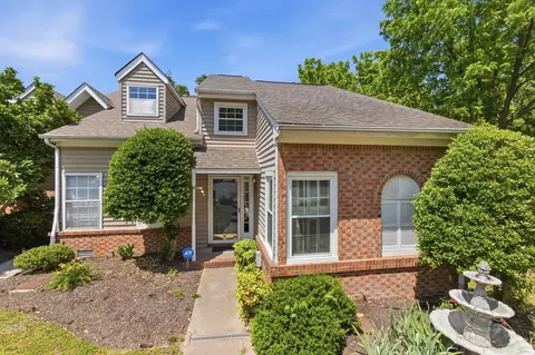 5230 Village Way, Nashville, TN 37211