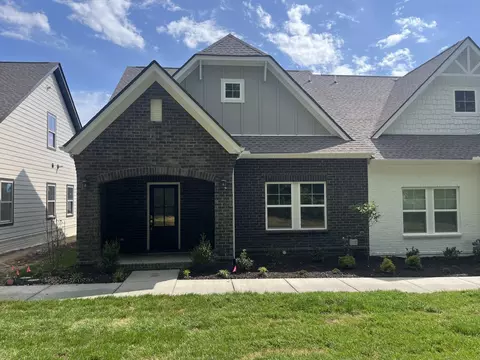728 Coburg St, Gallatin, TN 37066