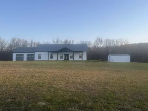 926 Half Acre Rd, Smithville, TN 37166
