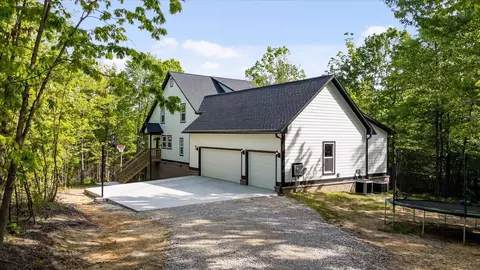 Exterior - 3227 Bluff View Dr W, Dunlap, TN 37327 photo 2 of 12