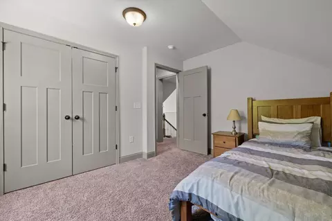 Bedroom - 3227 Bluff View Dr W, Dunlap, TN 37327 photo 7 of 10