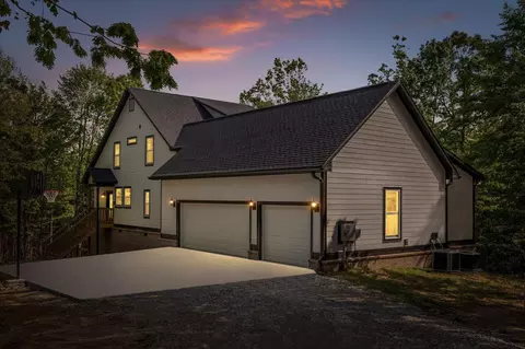 3227 Bluff View Dr W, Dunlap, TN 37327