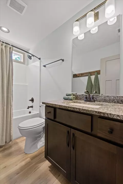 Bath - 3227 Bluff View Dr W, Dunlap, TN 37327 photo 7 of 7