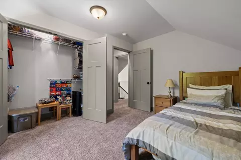 Bedroom - 3227 Bluff View Dr W, Dunlap, TN 37327 photo 8 of 10