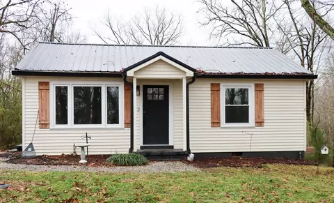 234 W End Dr, Waverly, TN 37185