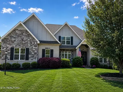 1134 Potterstone Dr, Knoxville, TN 37922