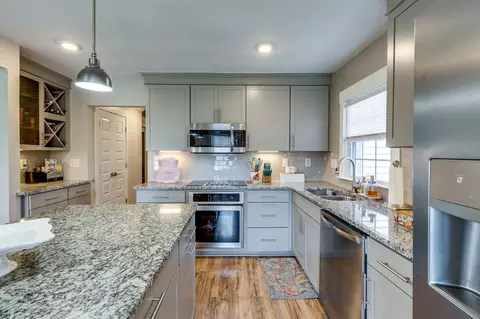 Kitchen - 2864 Duplex Rd, Spring Hill, TN 37174 photo 4 of 4