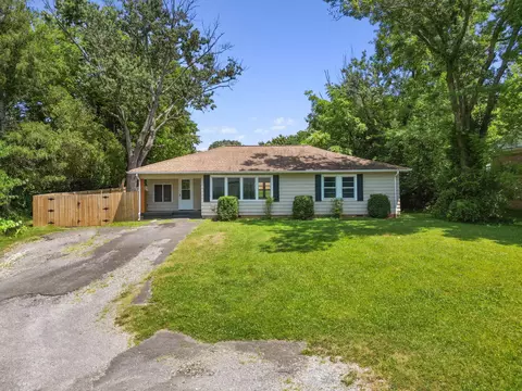 1704 NW Georgetown Rd, Cleveland, TN 37311