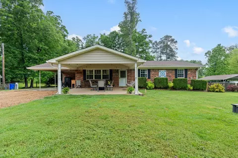 305 Old Powerline Ln, Cleveland, TN 37323