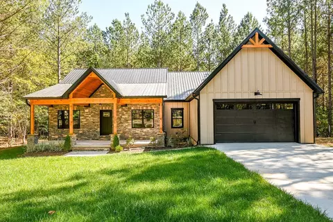 325 Mountain View Cir, Ocoee, TN 37361