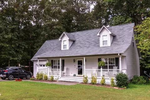 1972 Hunt Rd SE, Cleveland, TN 37323