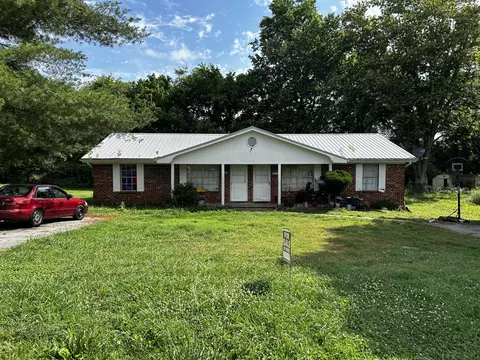 2706 J Mack Cir SW, Cleveland, TN 37311