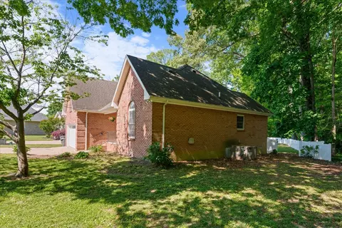 Exterior - 113 Brookview Ct, Springfield, TN 37172 photo 3 of 12