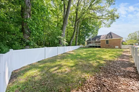 Exterior - 113 Brookview Ct, Springfield, TN 37172 photo 8 of 12