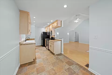 Entry Way - 113 Brookview Ct, Springfield, TN 37172 photo 1 of 3