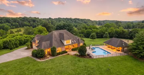1357 Madison Creek Rd, Goodlettsville, TN 37072