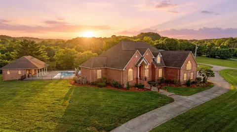 1357 Madison Creek Rd, Goodlettsville, TN 37072