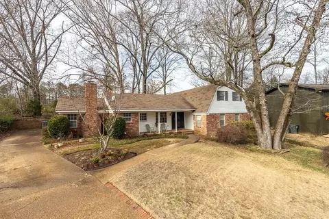11 Viking Dr, Cordova, TN 38018