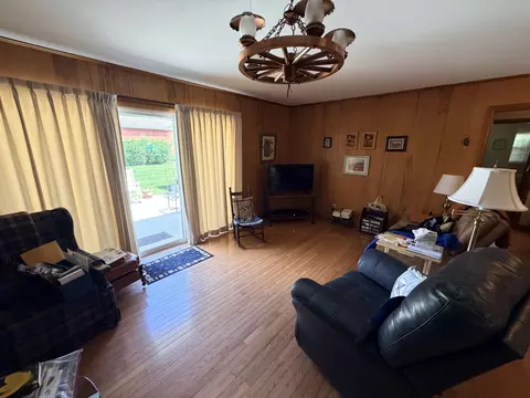 Living - 207 Mary Sharp Dr, Decherd, TN 37324 photo 2 of 2