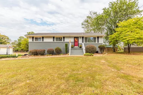 989 Charlotte Ave, Chattanooga, TN 37421
