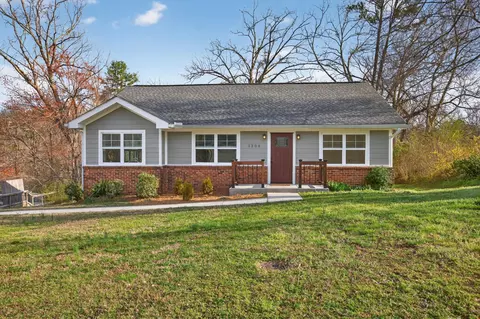 1306 Springview Dr, Chattanooga, TN 37421 photo 2