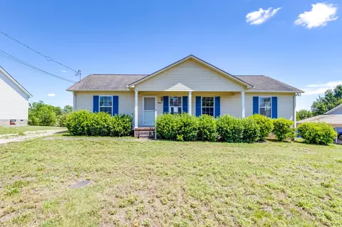 2109 Hollandale Cir, Columbia, TN 38401