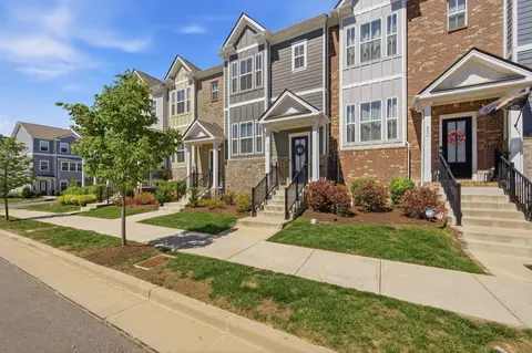 853 Westcott Ln, Antioch, TN 37013