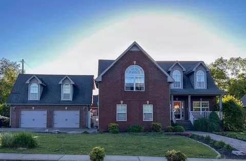 2969 Indian Ridge Blvd, White House, TN 37188