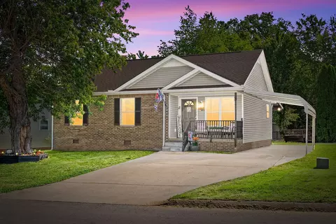 1803 Northwind Dr, Clarksville, TN 37042