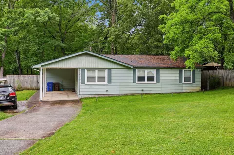 170 Northwestern Ave, Oak Ridge, TN 37830